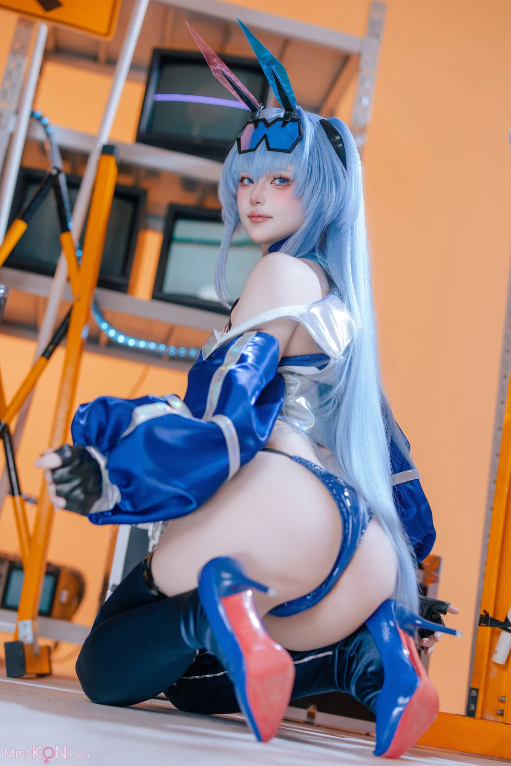 Coser@屿鱼: 碧蓝航线 花园赛车服 (82 photos) – Page 2