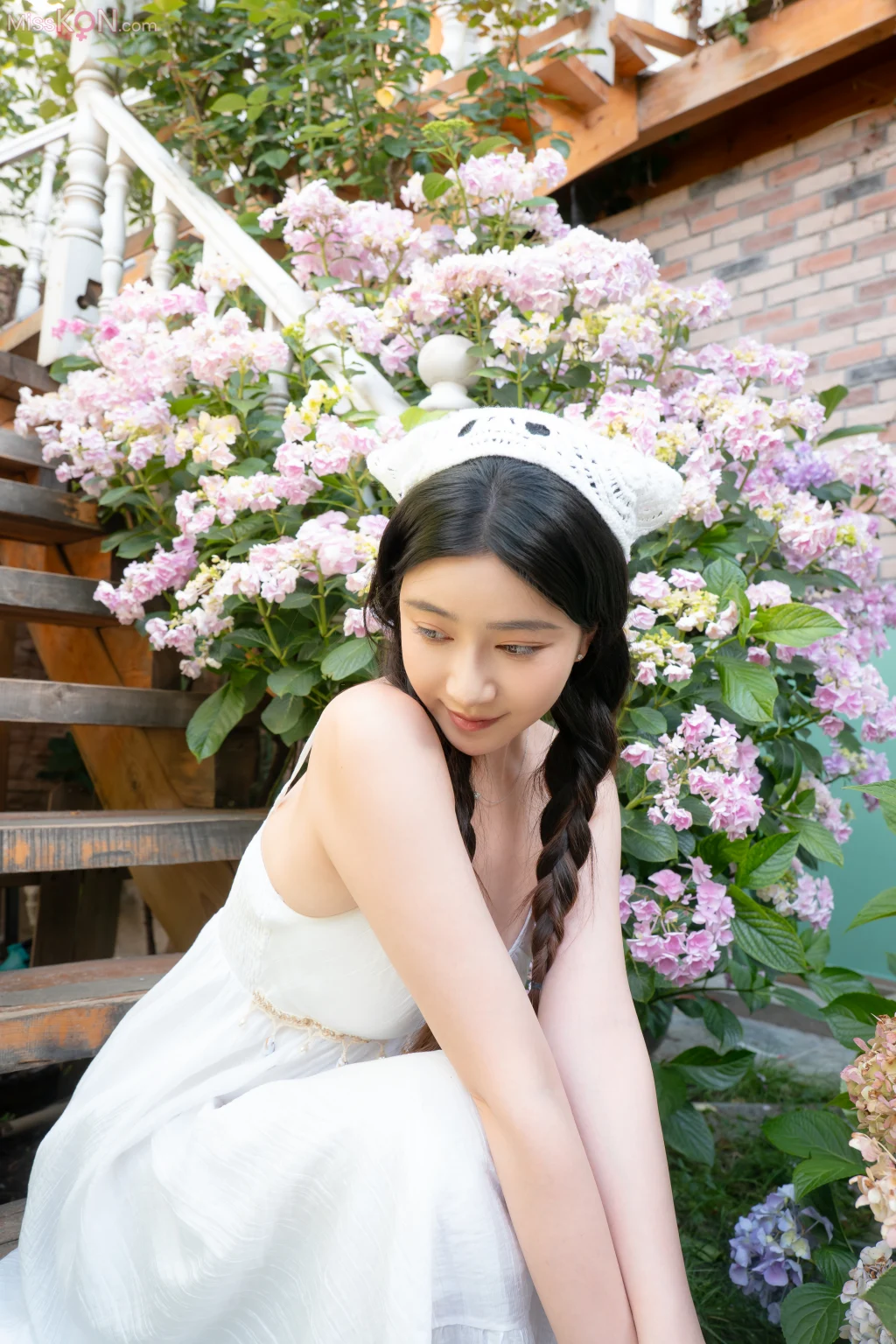 Coser@年年Nnian: 云念 (80 photos)