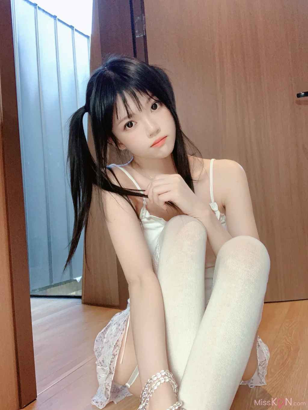 Coser@桜桃喵: 碎花 自拍 (16 photos) – Page 2