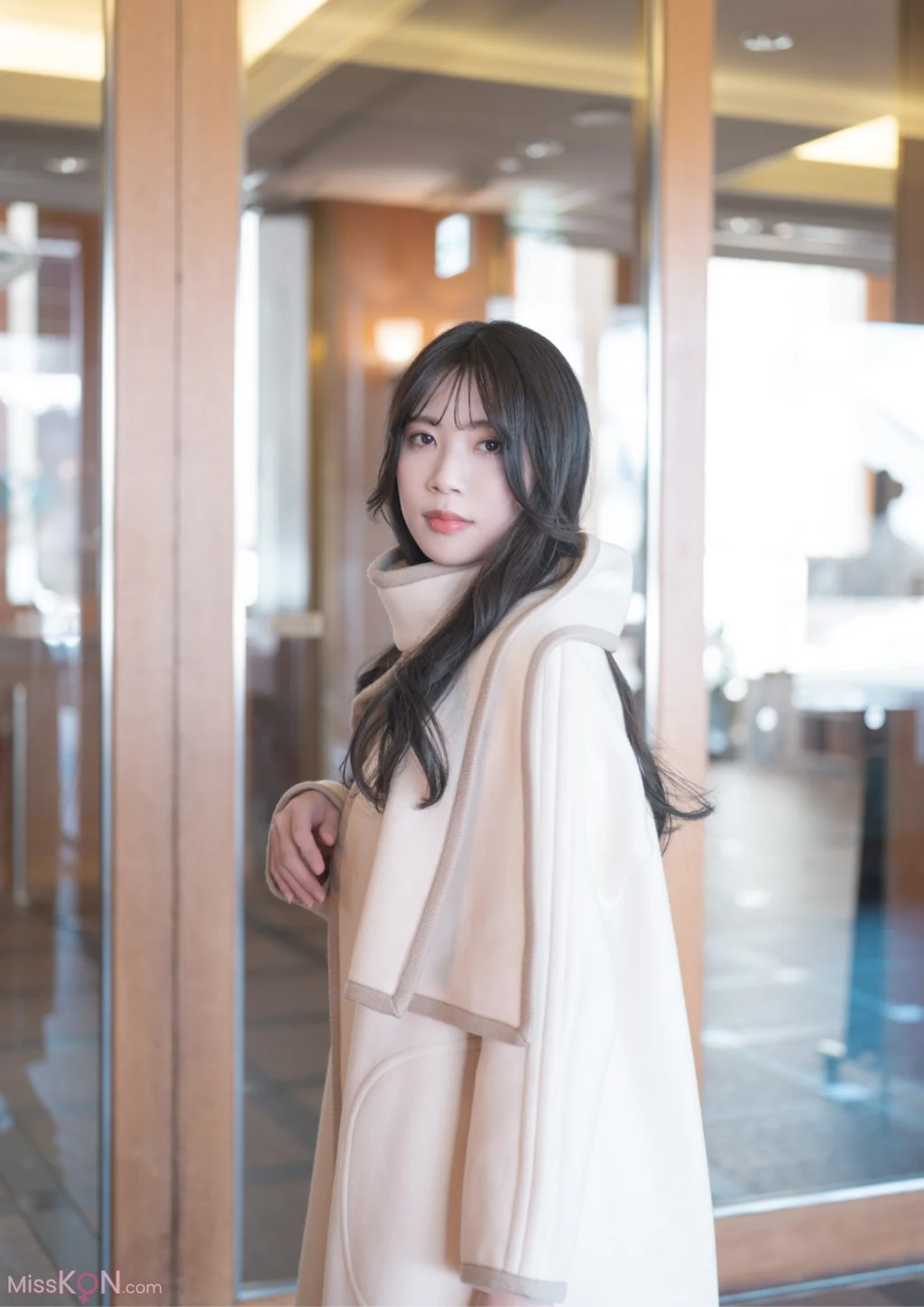 [JP] Miharu Nara (奈良未遥): 『みはるをみてみる？』デジタルフォトブック (62 photos)