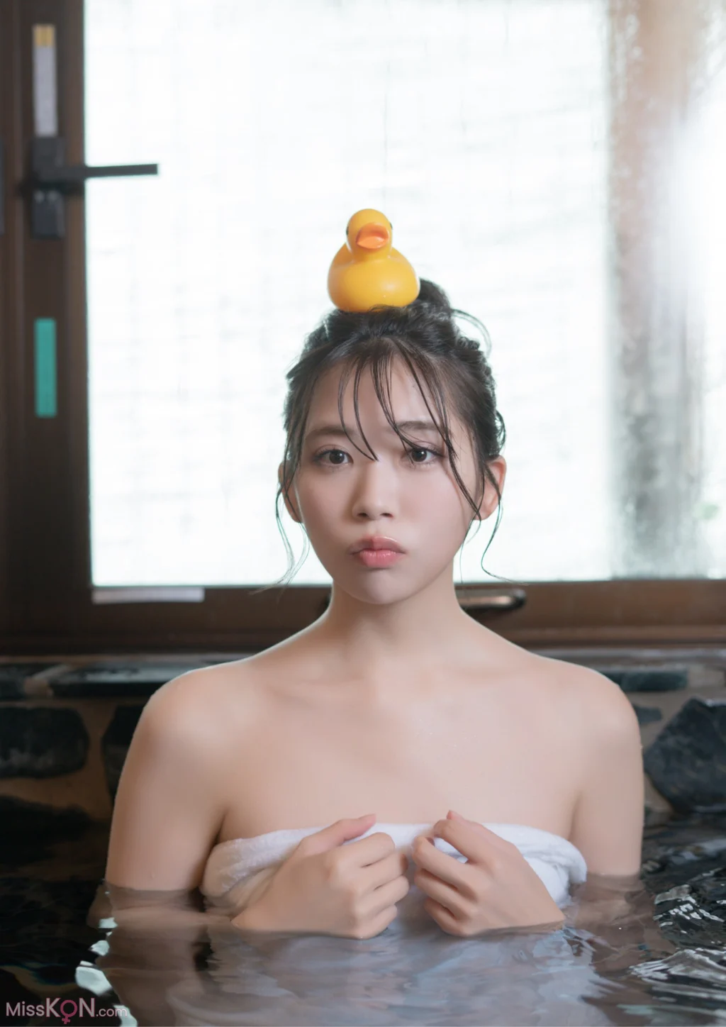 [JP] Miharu Nara (奈良未遥): 『みはるをみてみる？』デジタルフォトブック (62 photos) – Page 2