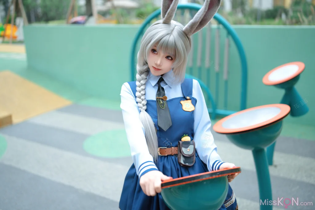 Coser@Bangni邦尼: 兔子警官 (72 photos)