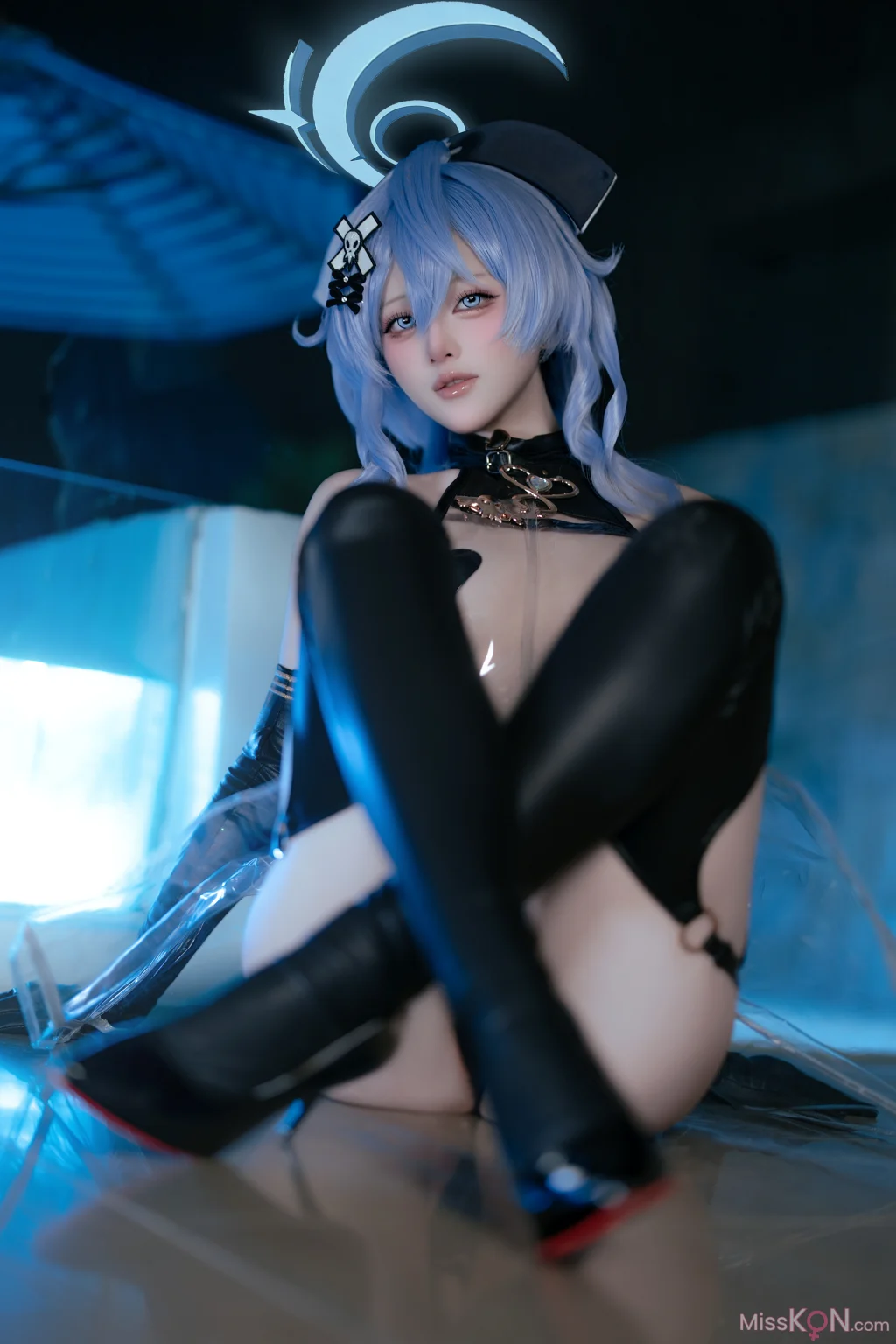 Coser@屿鱼: 亚子 同人透明护士 (31 photos)