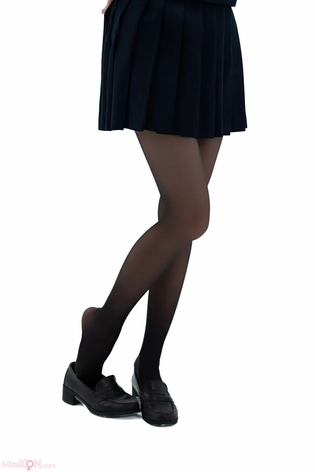 Coser@清水凪: 後輩ちゃんの制服 (92 photos)