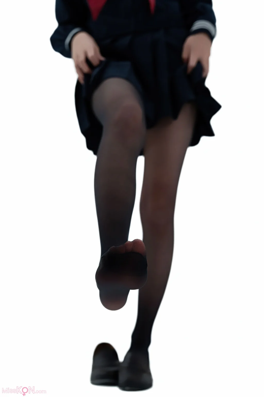 Coser@清水凪: 後輩ちゃんの制服 (92 photos)