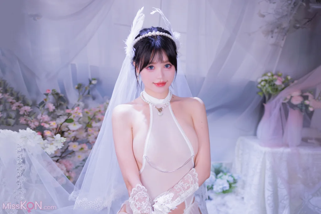 Coser@星黛鹿鹿: 白丝花嫁 (50 photos)