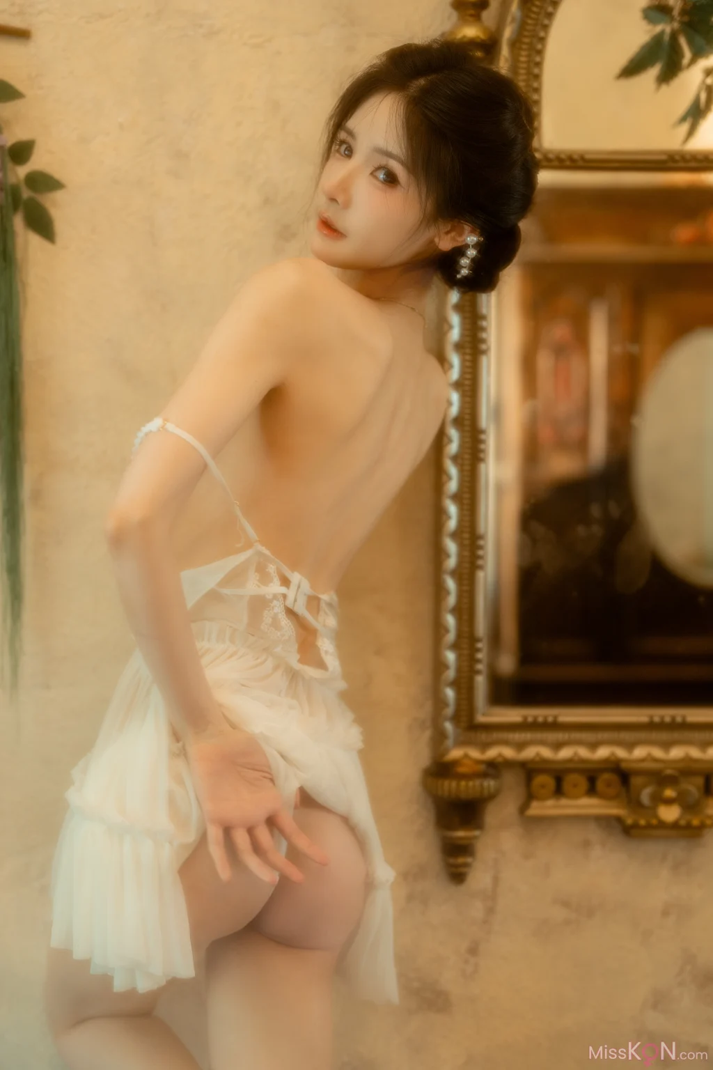 Coser@橙子喵酱: 会员花絮 橙子小白裙 (50 photos)