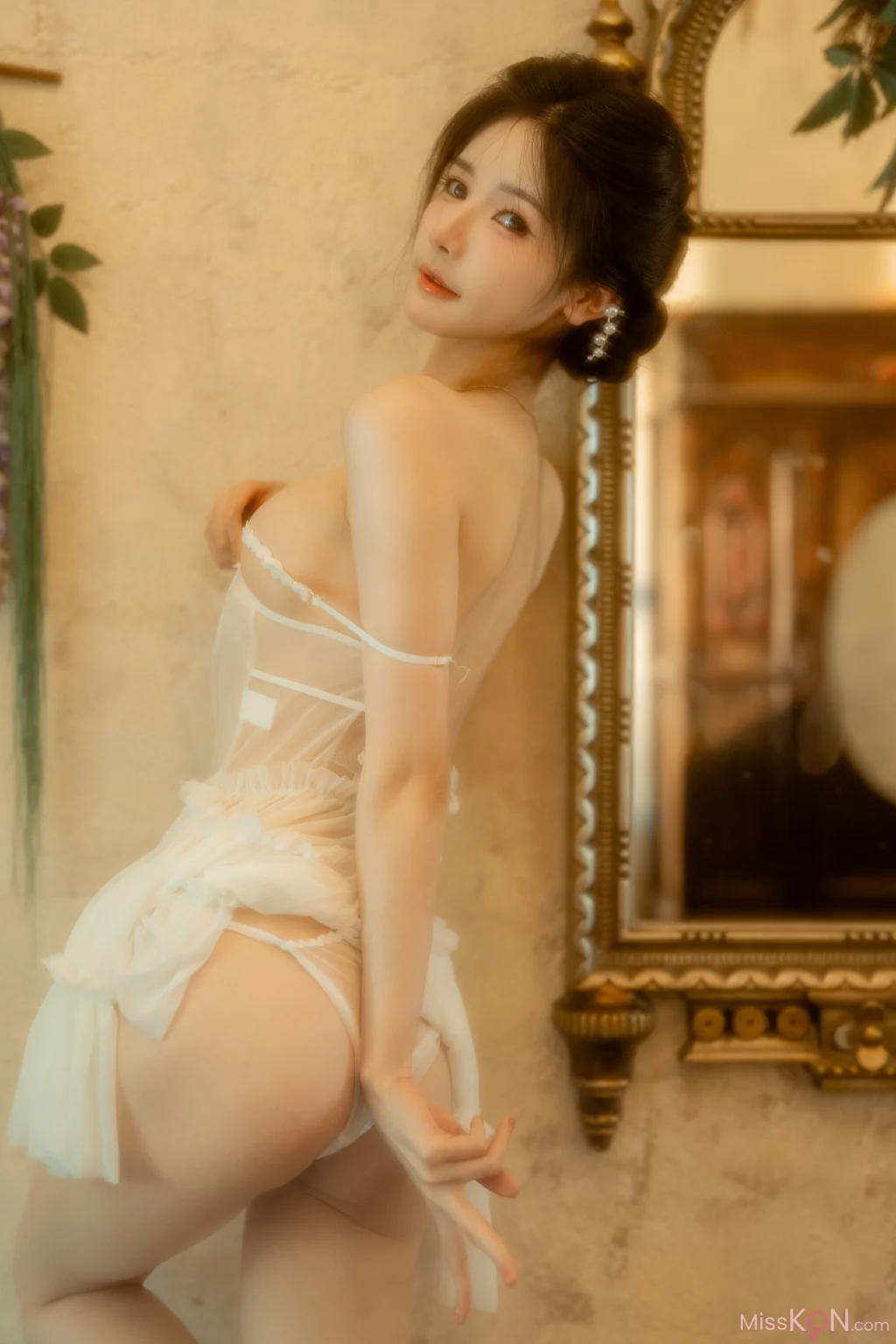 Coser@橙子喵酱: 会员花絮 橙子小白裙 (50 photos)