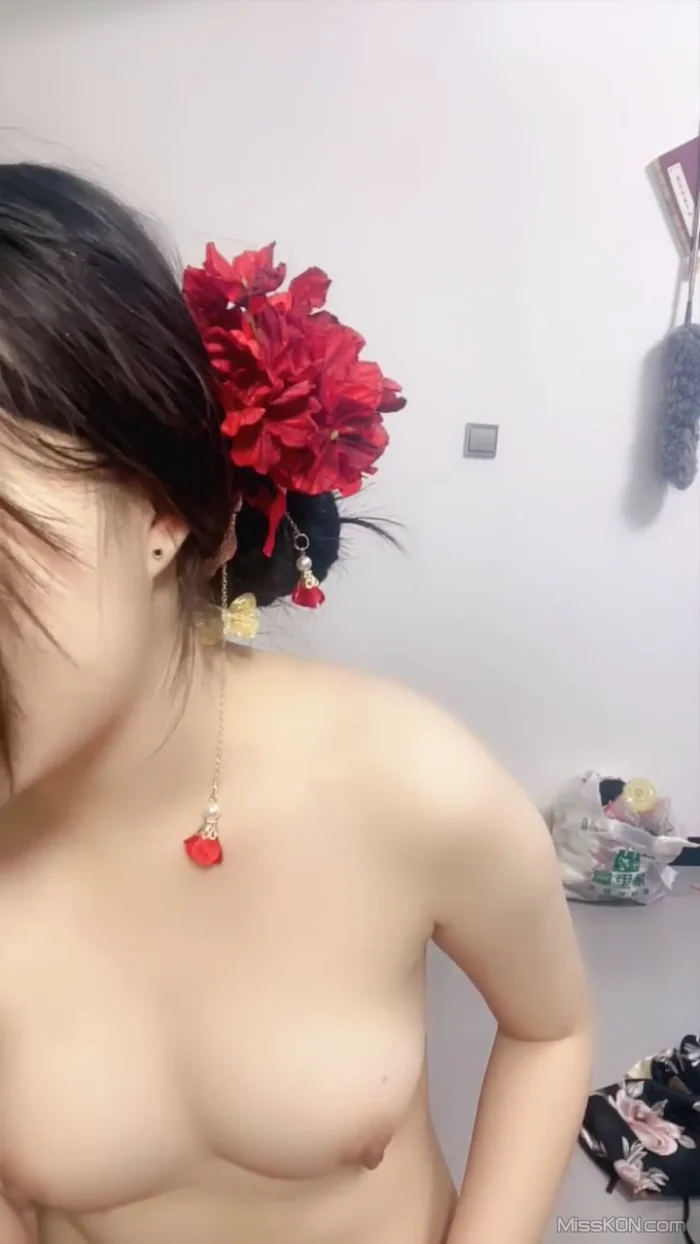 用力槽倩倩: 甜美小萝莉 热门歌曲 裸舞狂跳 (36 photos + 5 videos) – Page 2