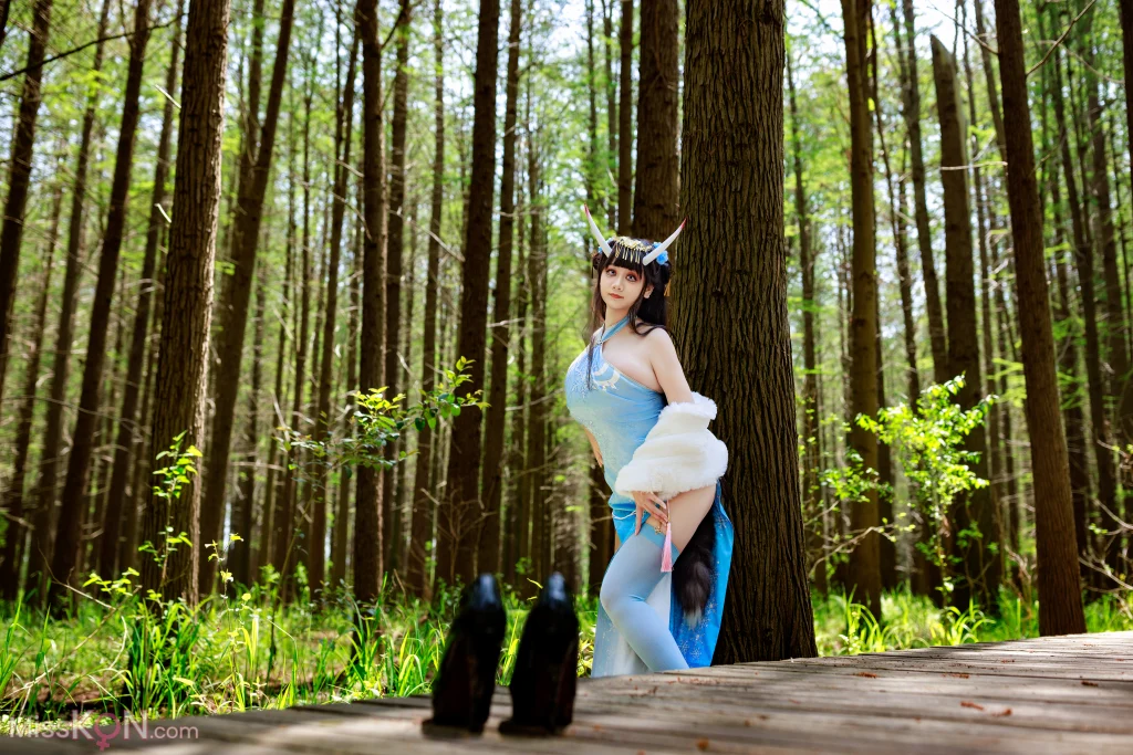 Coser@阿雪雪: 能代旗袍 (96 photos)