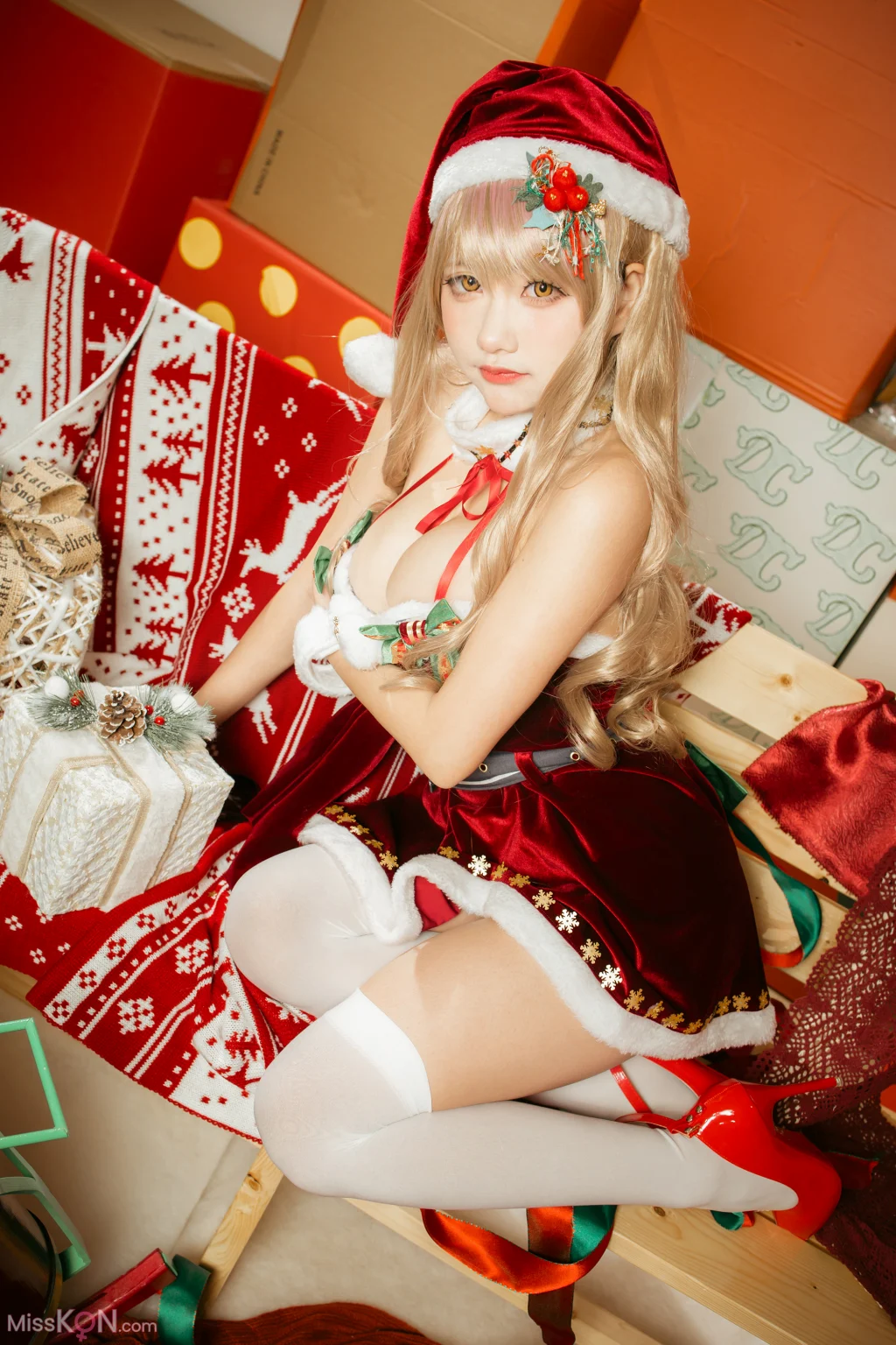 Coser@是一只熊仔吗: Nikke胜利女神 艾玛圣诞 (40 photos) – Page 2
