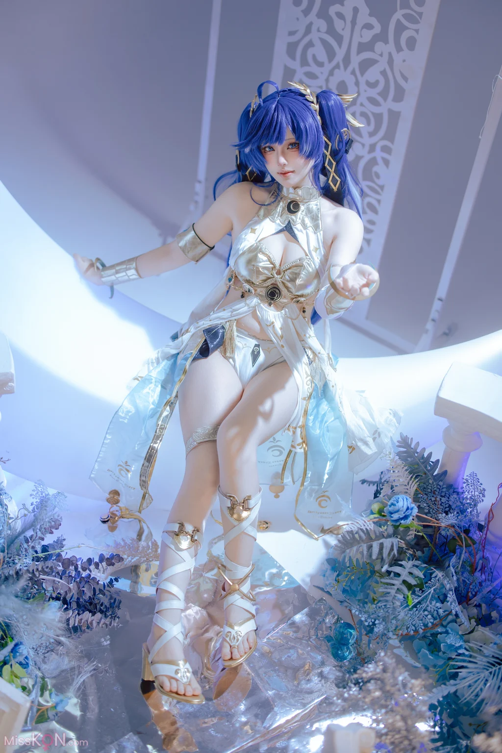 Coser@屿鱼: 鸣潮 尤诺 (62 photos)