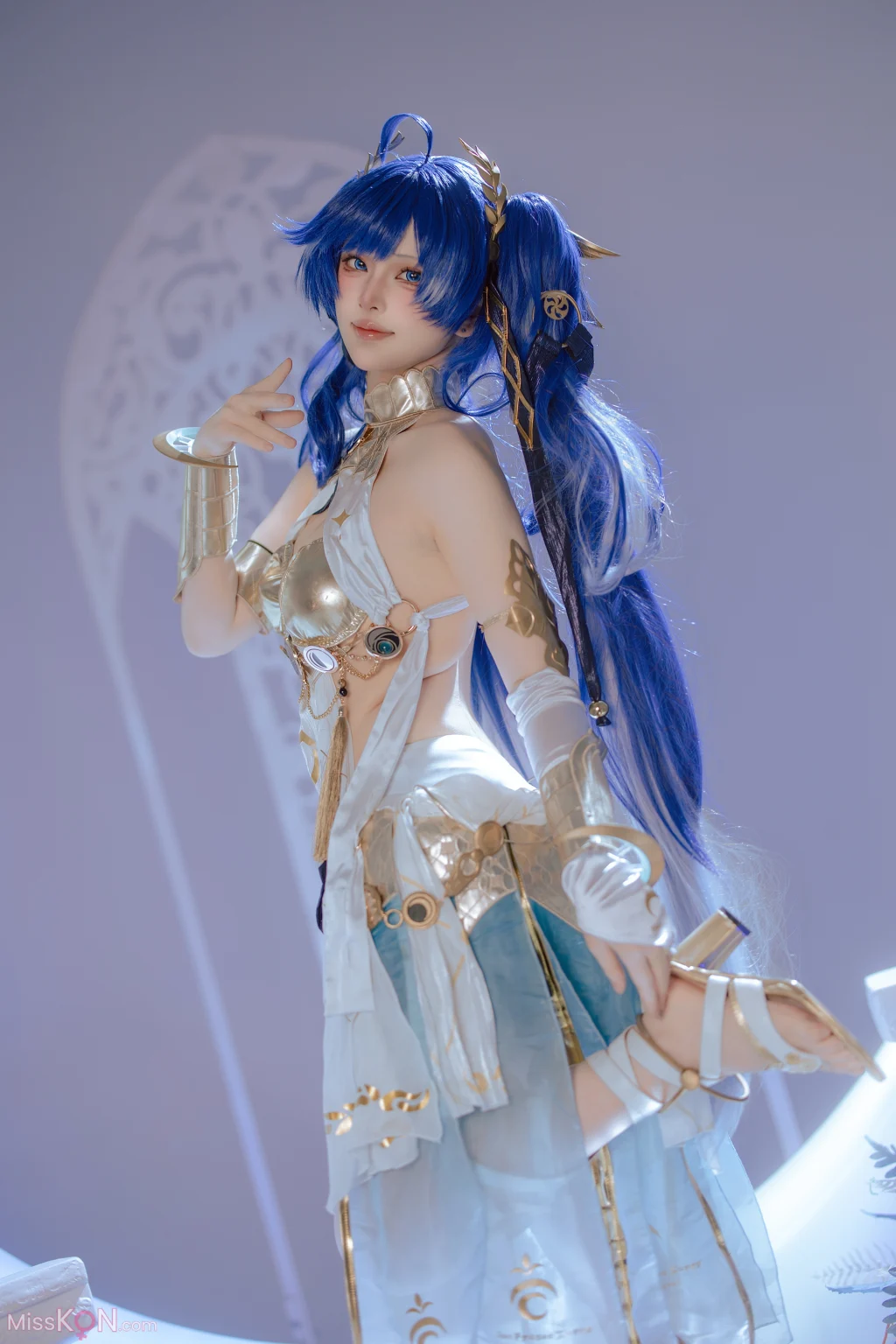Coser@屿鱼: 鸣潮 尤诺 (62 photos)