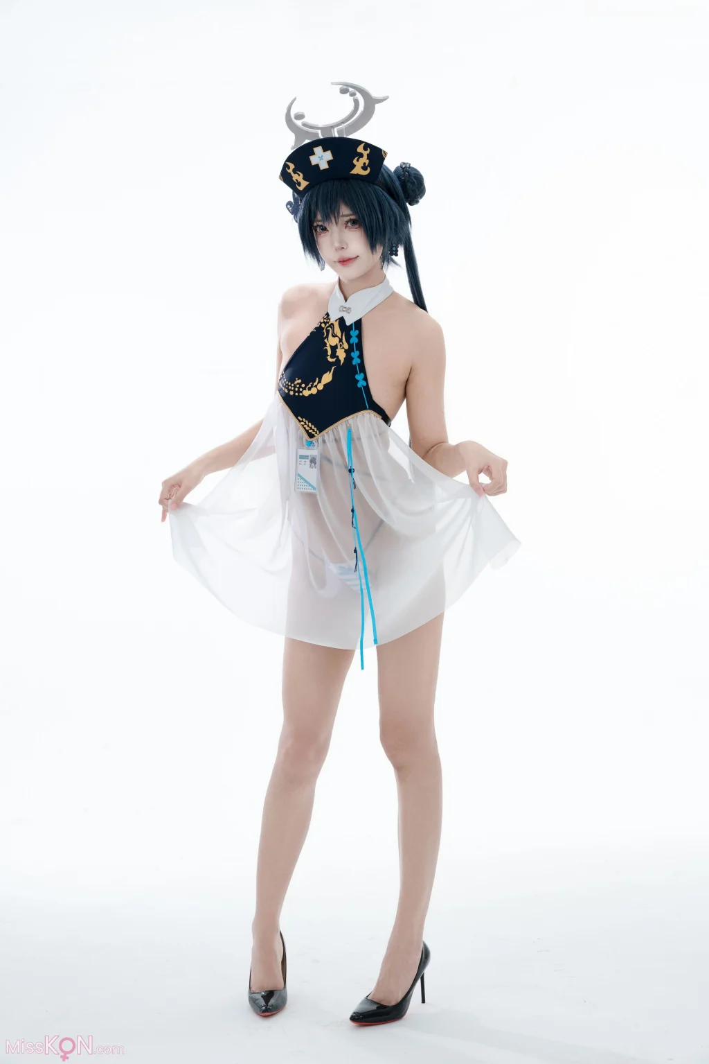 Coser@君颜圆又圆: 蔚蓝档案 龙华妃咲 护士 (100 photos + 1 video)