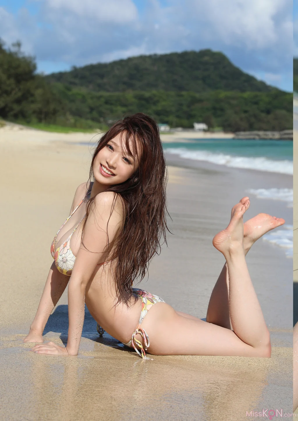 [JP] Aoi Haru (青井春): Haru in Summer スピ サン グラビアフォトブック (46 photos)
