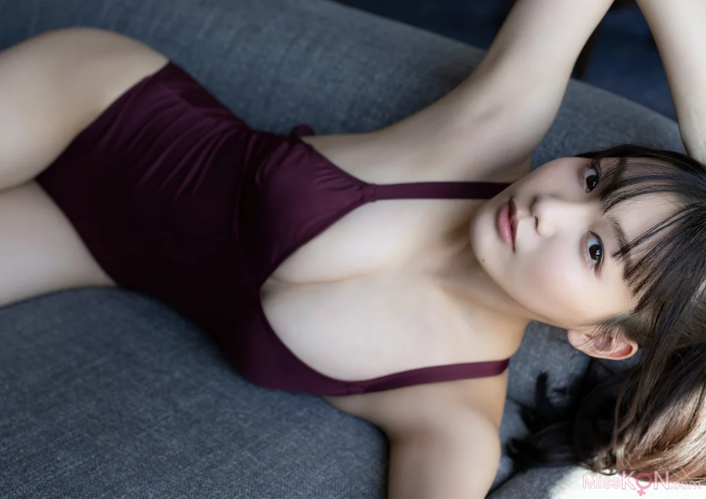 [JP] Haruna Yoshizawa (吉澤遥奈): BUBKAデジタル写真集 「Pureness」 (90 photos)