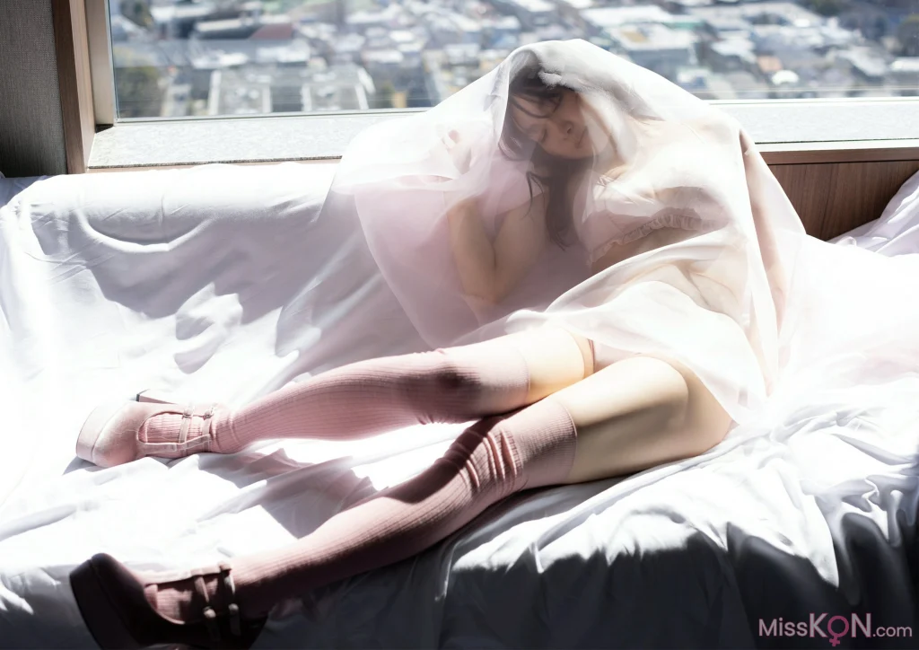 [JP] Haruna Yoshizawa (吉澤遥奈): BUBKAデジタル写真集 「Pureness」 (90 photos) – Page 2
