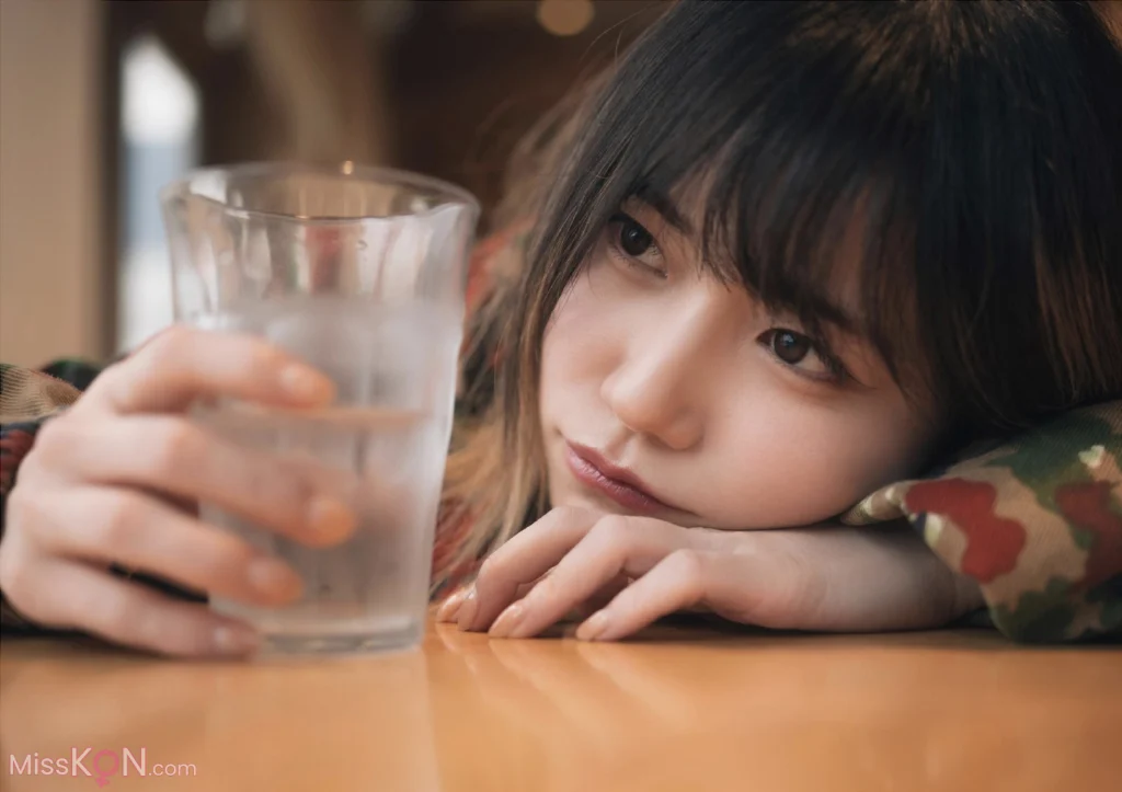 [JP] Lisa Nito (仁藤りさ): 完全限定写真集 欲求 (Wunder Publishing House) (302 photos)
