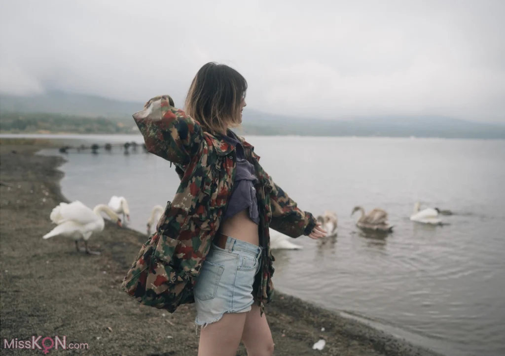 [JP] Lisa Nito (仁藤りさ): 完全限定写真集 欲求 (Wunder Publishing House) (302 photos)