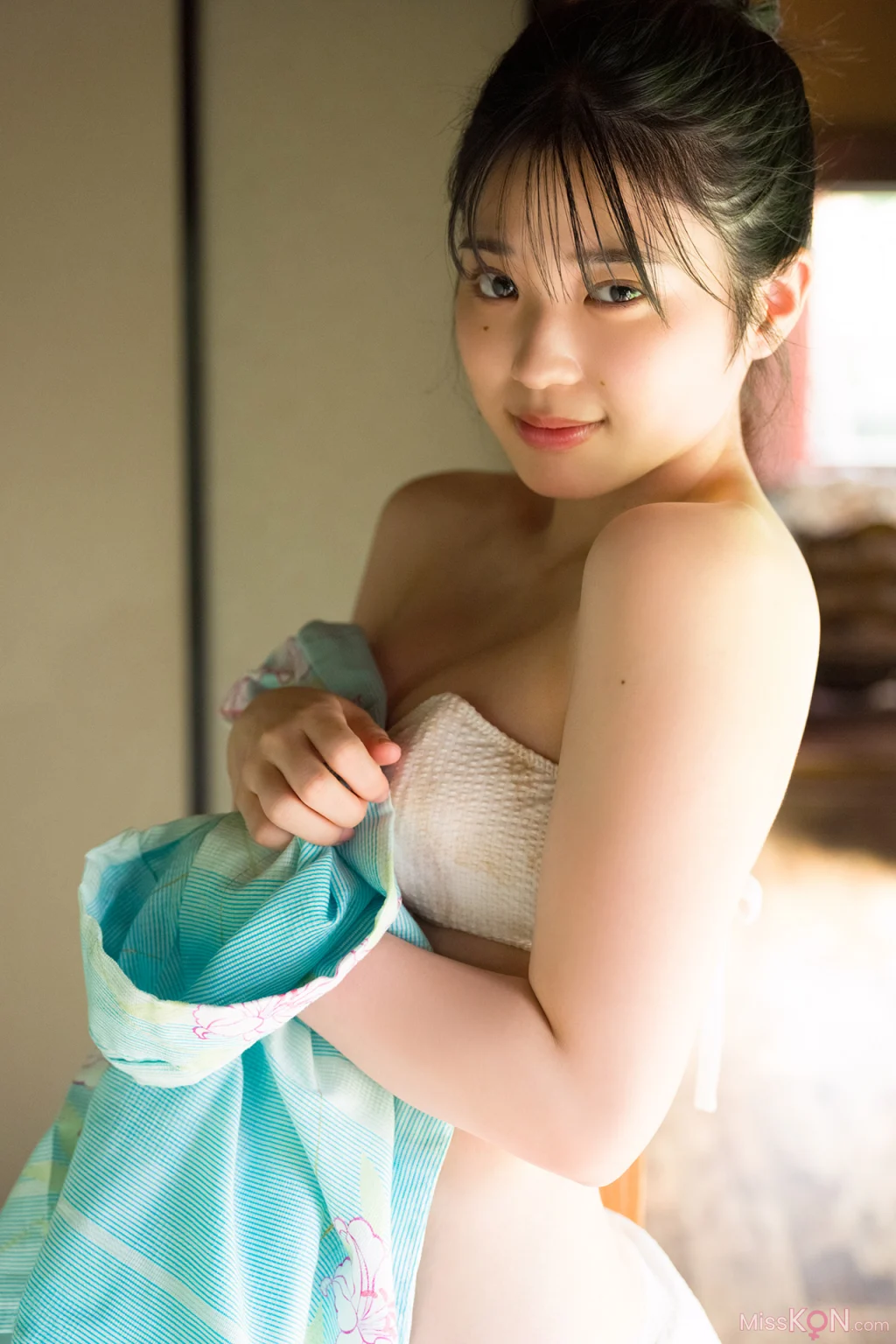 [JP] Nanaka Yano (矢野ななか): FLASHデジタル写真集 All about summer (90 photos)
