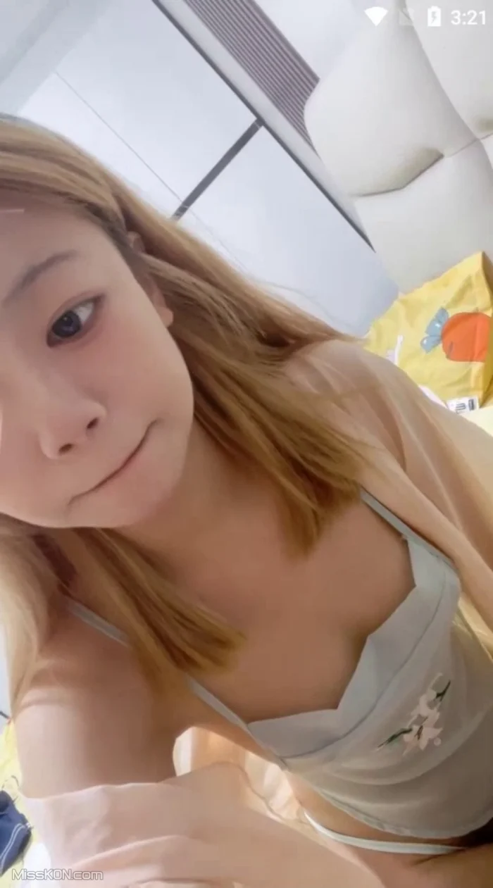 奶椰西米露: 女神终于下海了 大秀开始 (25 photos + 3 videos) – Page 2