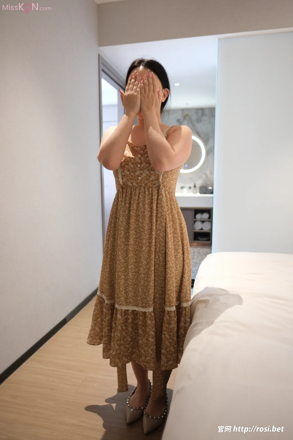 [ROSI写真] 2026.03.21 No.5220 (45 photos)