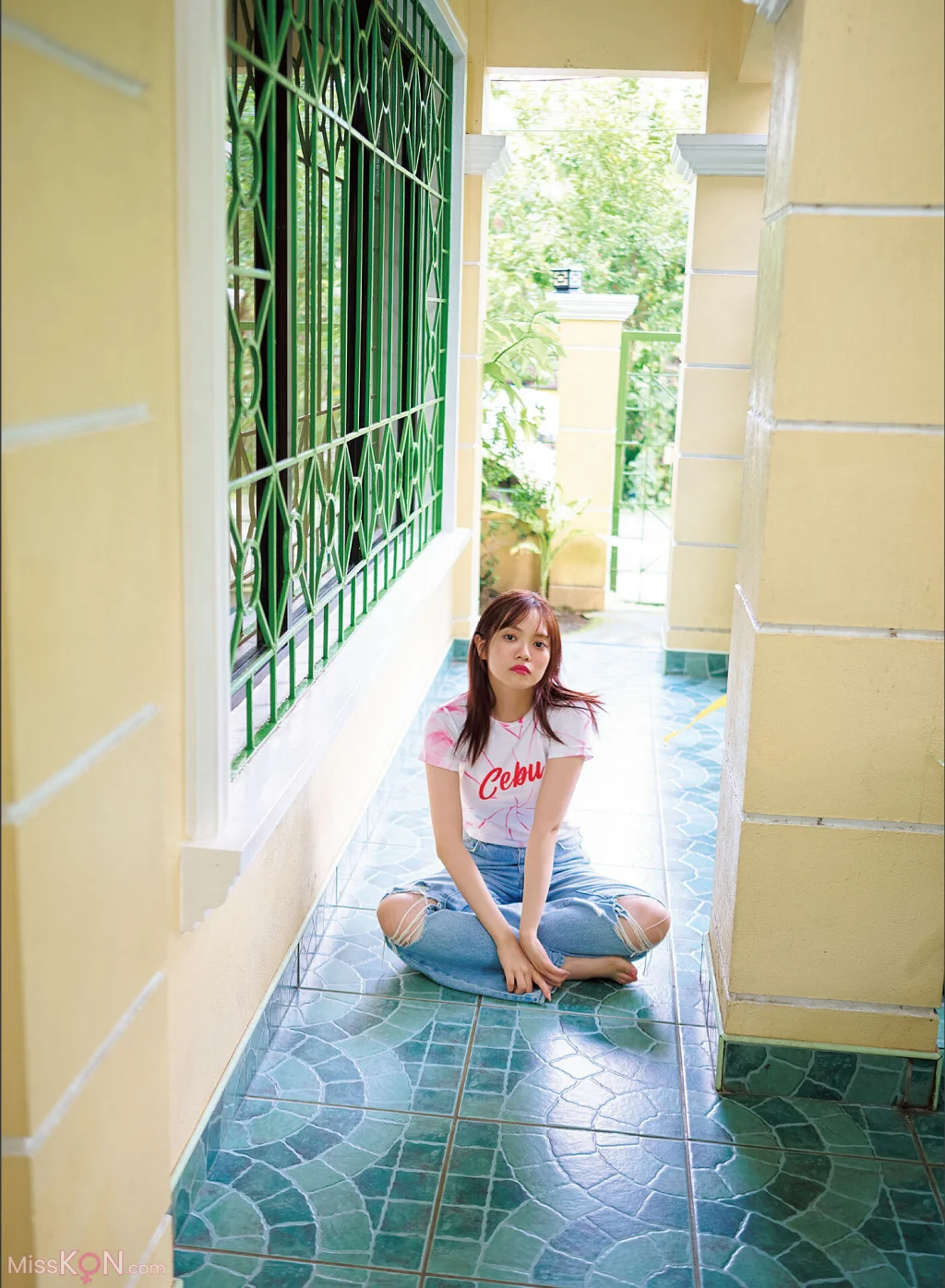 [JP] Manamo Miyata (宮田愛萌): 1st写真集『Lilas 【DMM限定アザーカット付き版】 (141 photos) – Page 2