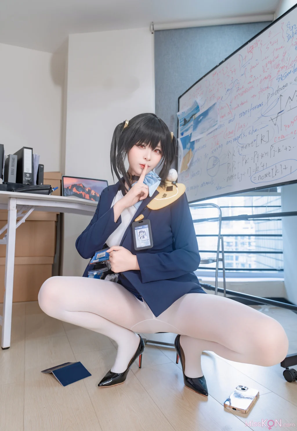 Coser@轩萧学姐: Nikke胜利女神 索拉 (50 photos) – Page 2