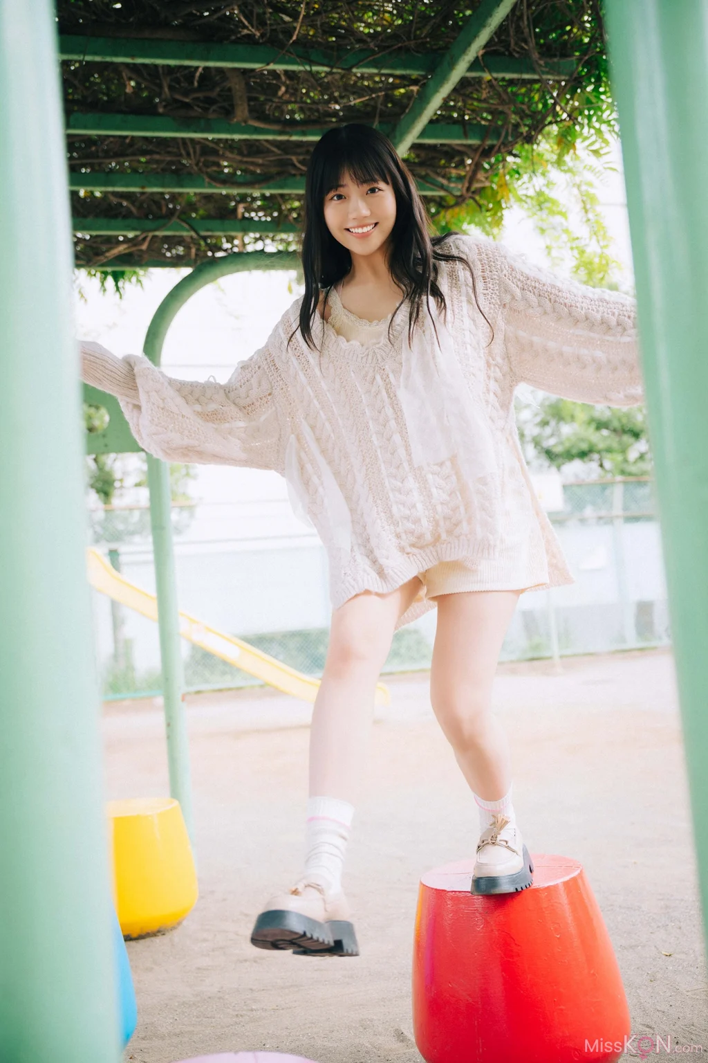 [JP] Riko Kudo (工藤理子): STU48 工藤理子「LOOK ME！！」【ヤングチャンピオンデジグラ】 (82 photos)