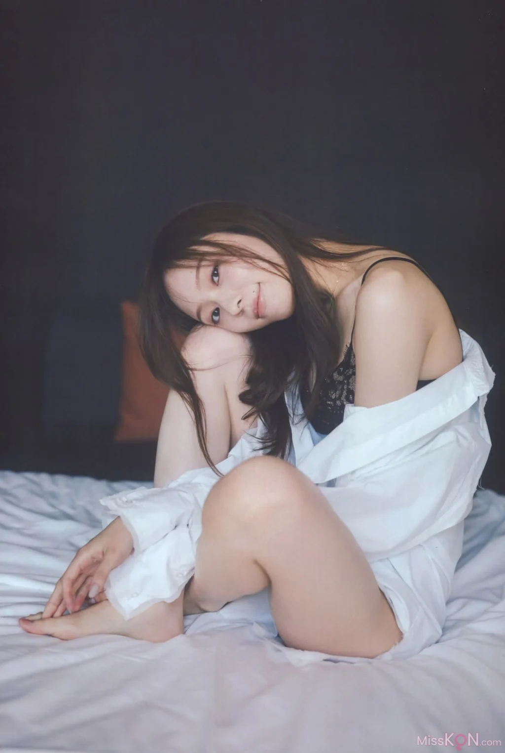 [JP] Minami Umezawa (梅澤美波): 乃木坂46 梅澤美波 2nd写真集 透明な覚悟 (194 photos) – Page 3