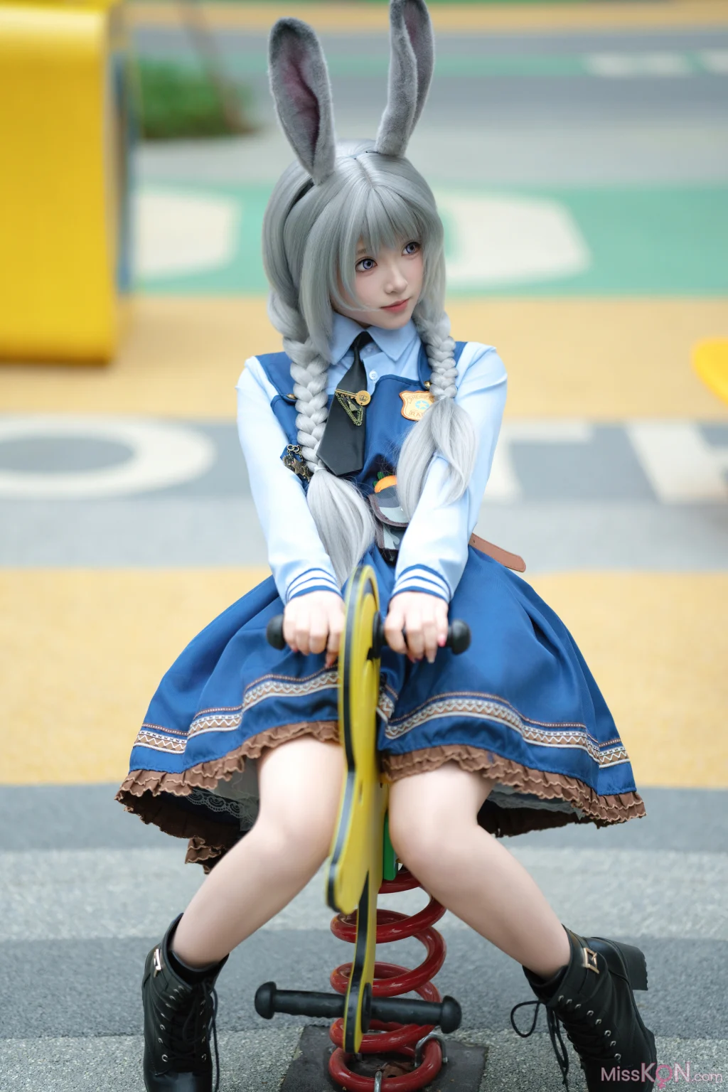 Coser@Bangni邦尼: 兔子警官+S (72 photos + 8 videos)