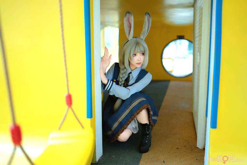 Coser@Bangni邦尼: 兔子警官+S (72 photos + 8 videos)