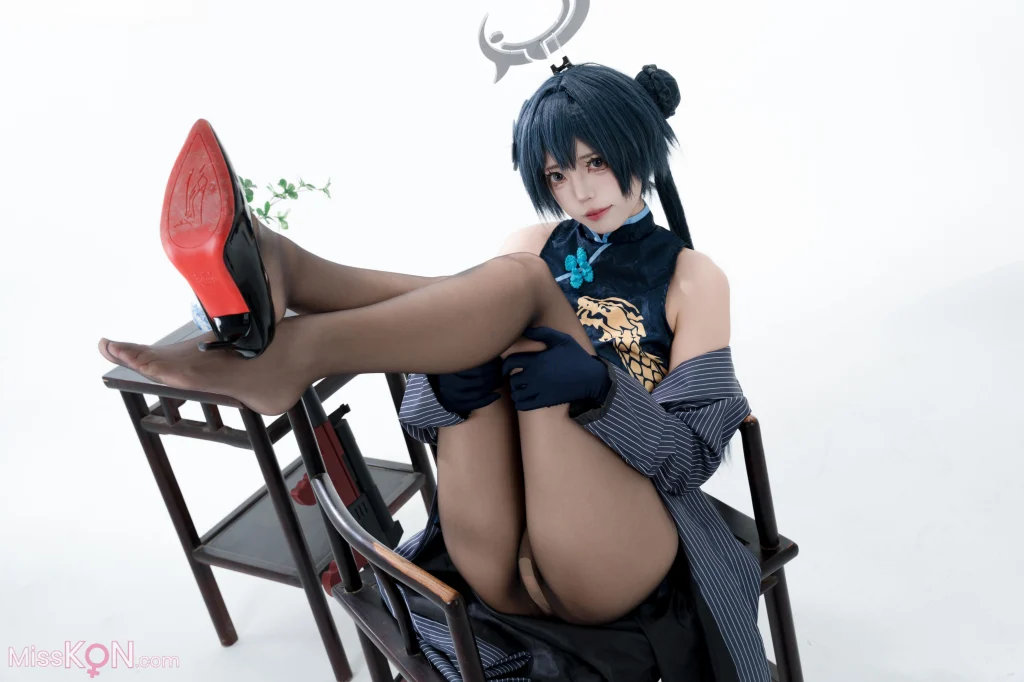 Coser@君颜圆又圆: 蔚蓝档案 龙华妃咲 (153 photos + 3 videos)