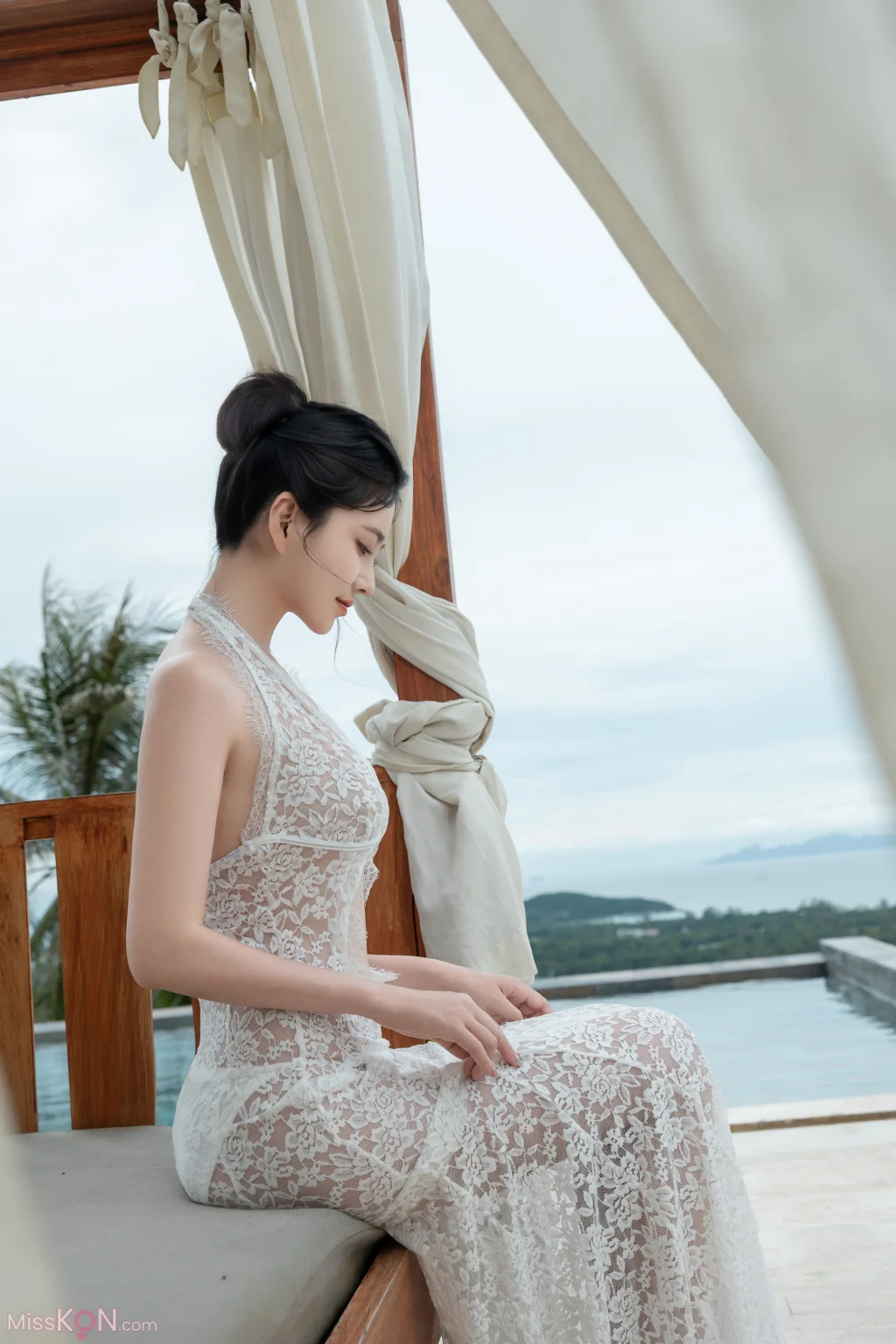 Coser@年年Nnian: White (80 photos)