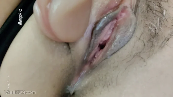 晓晓: 抖音极品大奶御姐 高跟黑丝 (36 photos + 2 videos)