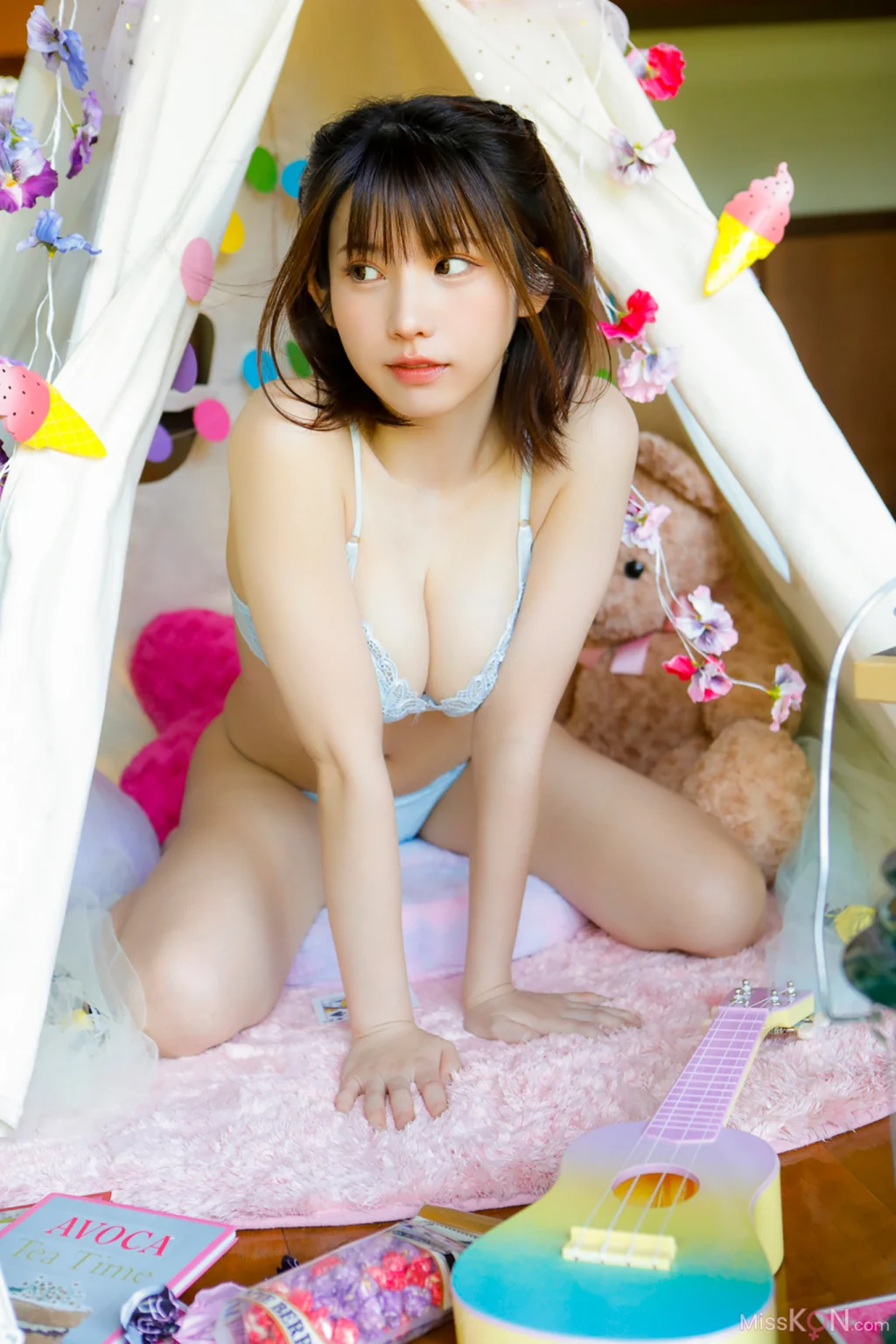 [JP] Enako (えなこ): 「えなこランド」【ヤングチャンピオンデジグラ】 (84 photos)