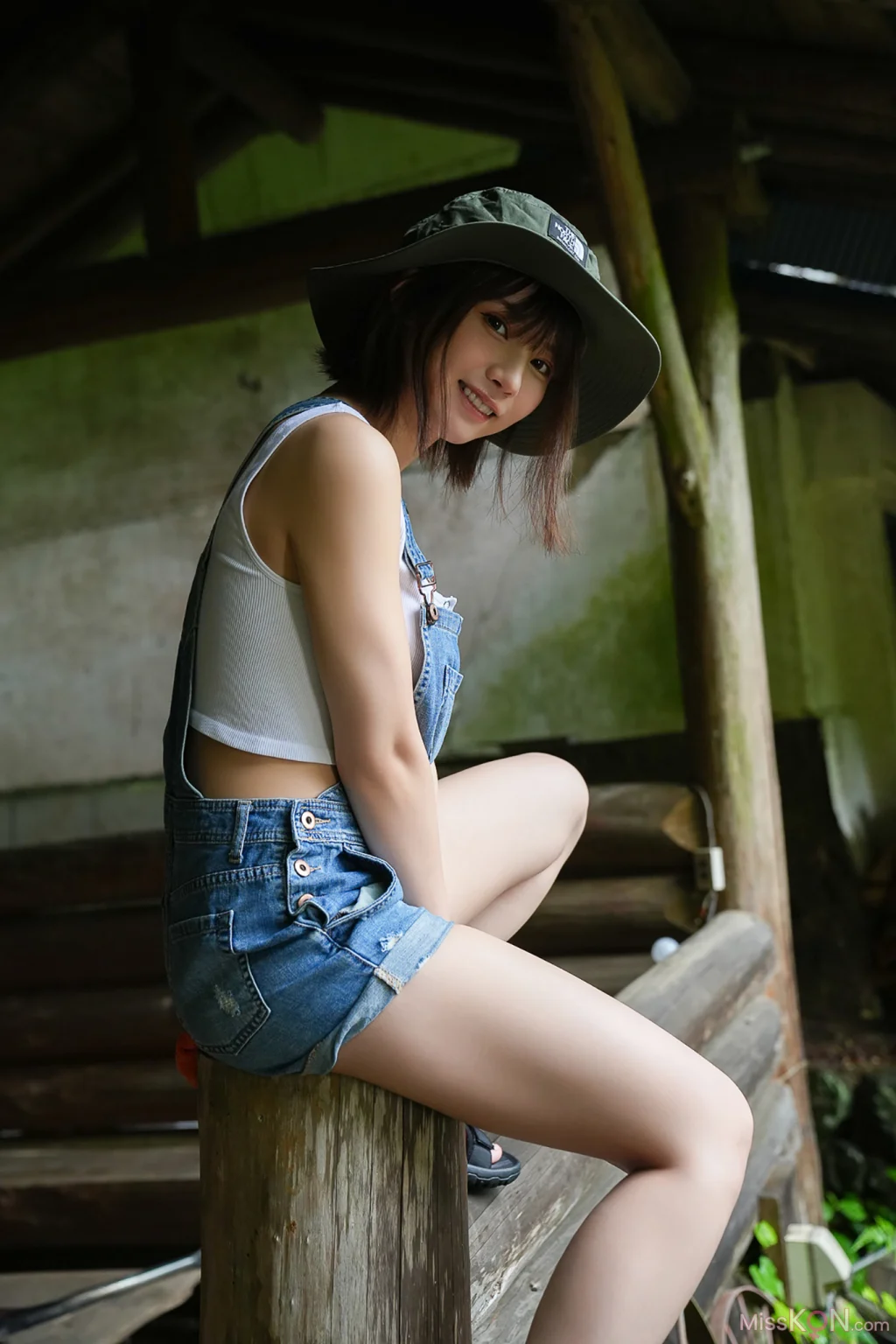 [JP] Enako (えなこ): 「えなこランド」【ヤングチャンピオンデジグラ】 (84 photos) – Page 3