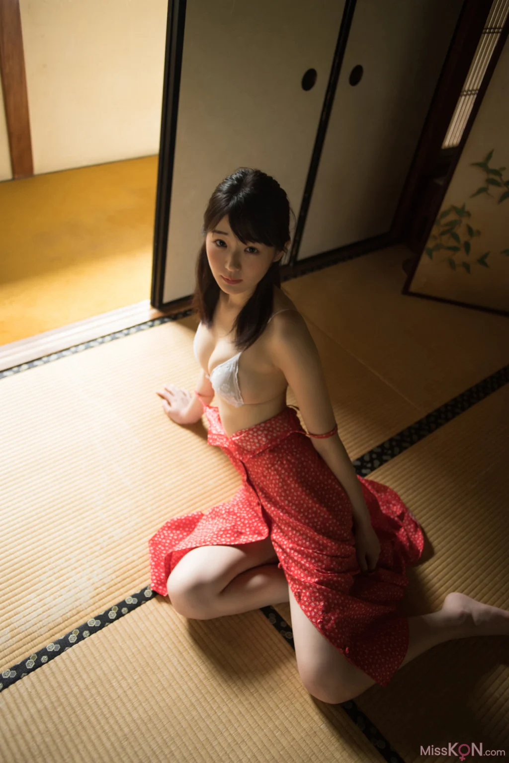 [JP] Kasumi Hasegawa (長谷川かすみ): FRIDAYデジタル写真集 「秘密」 (81 photos)