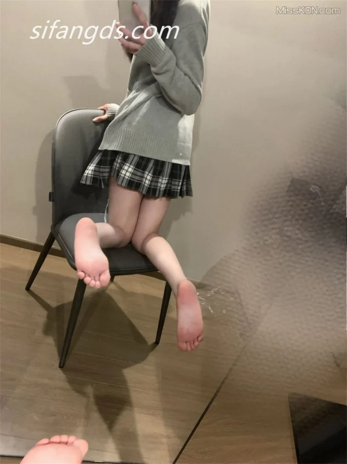 阳漾: X福利姬 角色扮演私拍 (182 photos + 40 videos) – Page 2