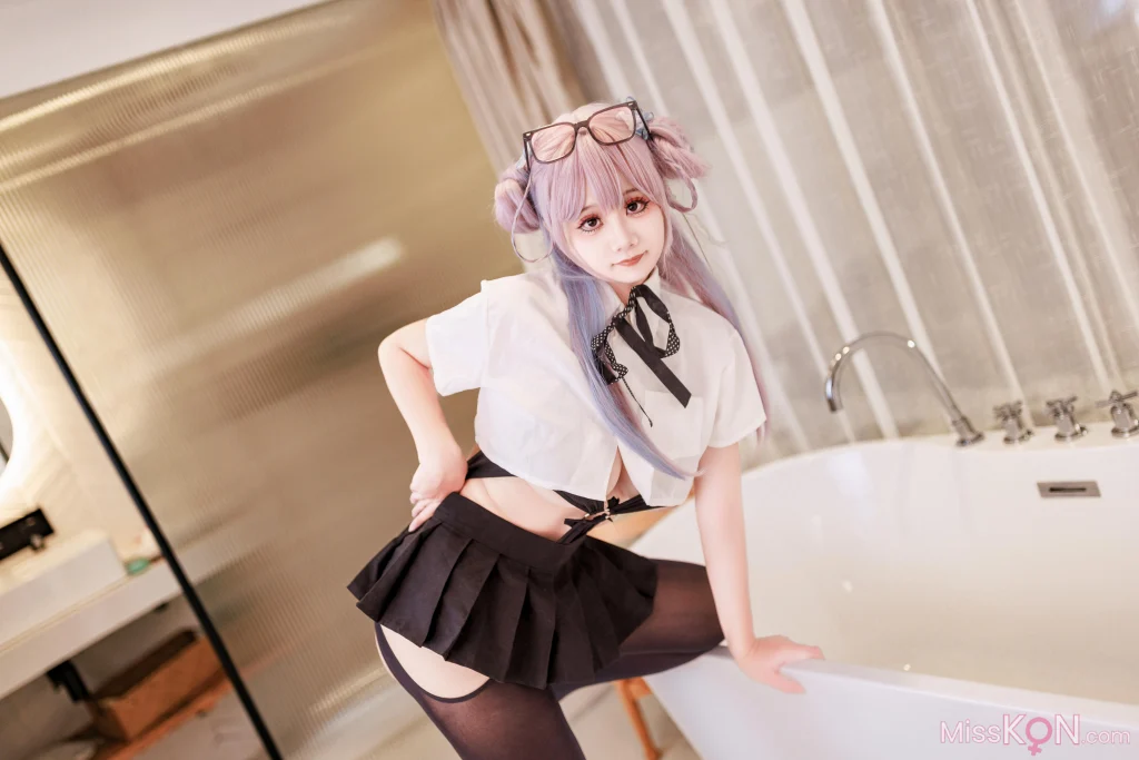 Coser@阿雪雪: 居家女高 (64 photos + 2 videos) – Page 3