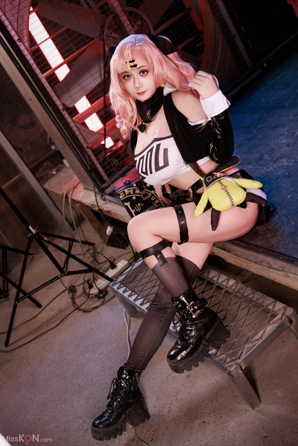 Coser@阿雪雪: 妮可日常 (92 photos + 1 video)