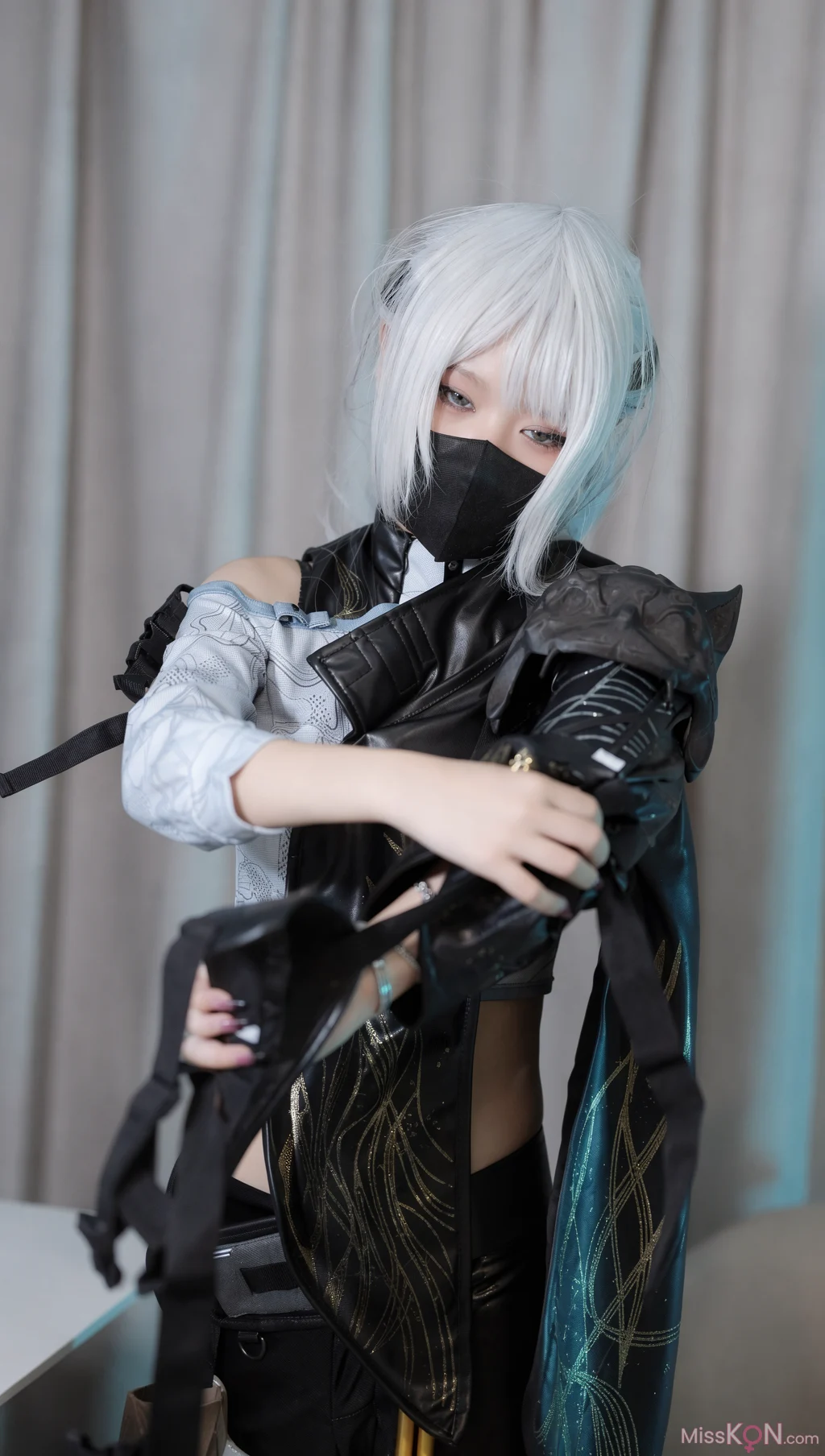 Coser@麦晓雯: 少女映画 三角洲 (89 photos)