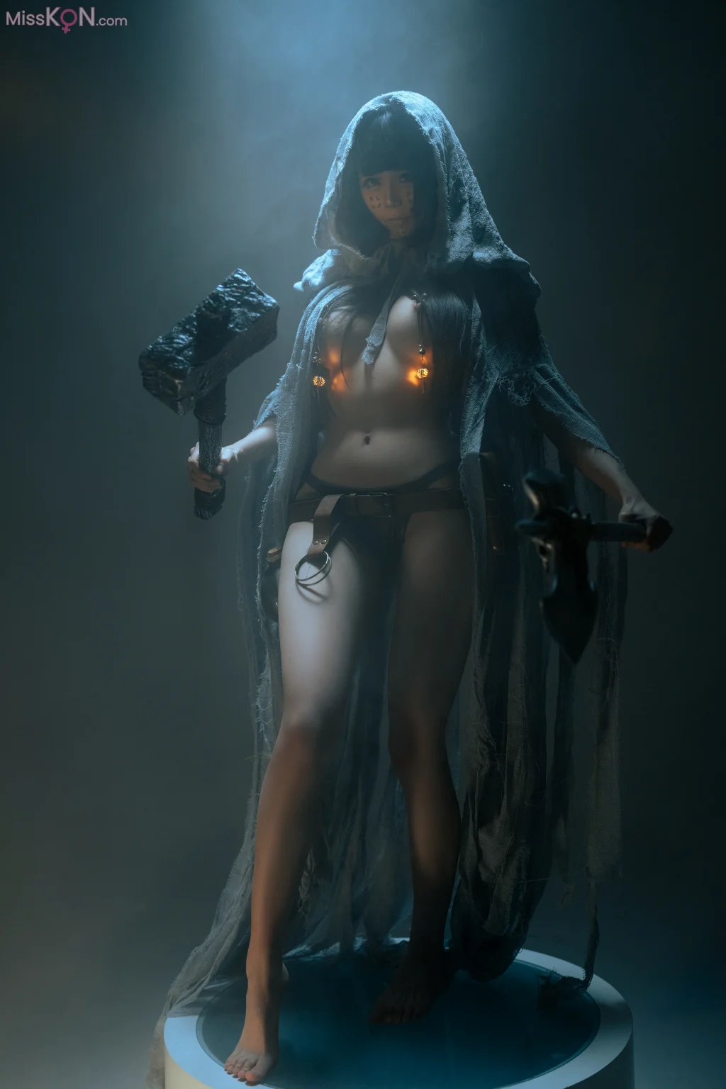 Coser@八木芽子: 女巫 (56 photos)