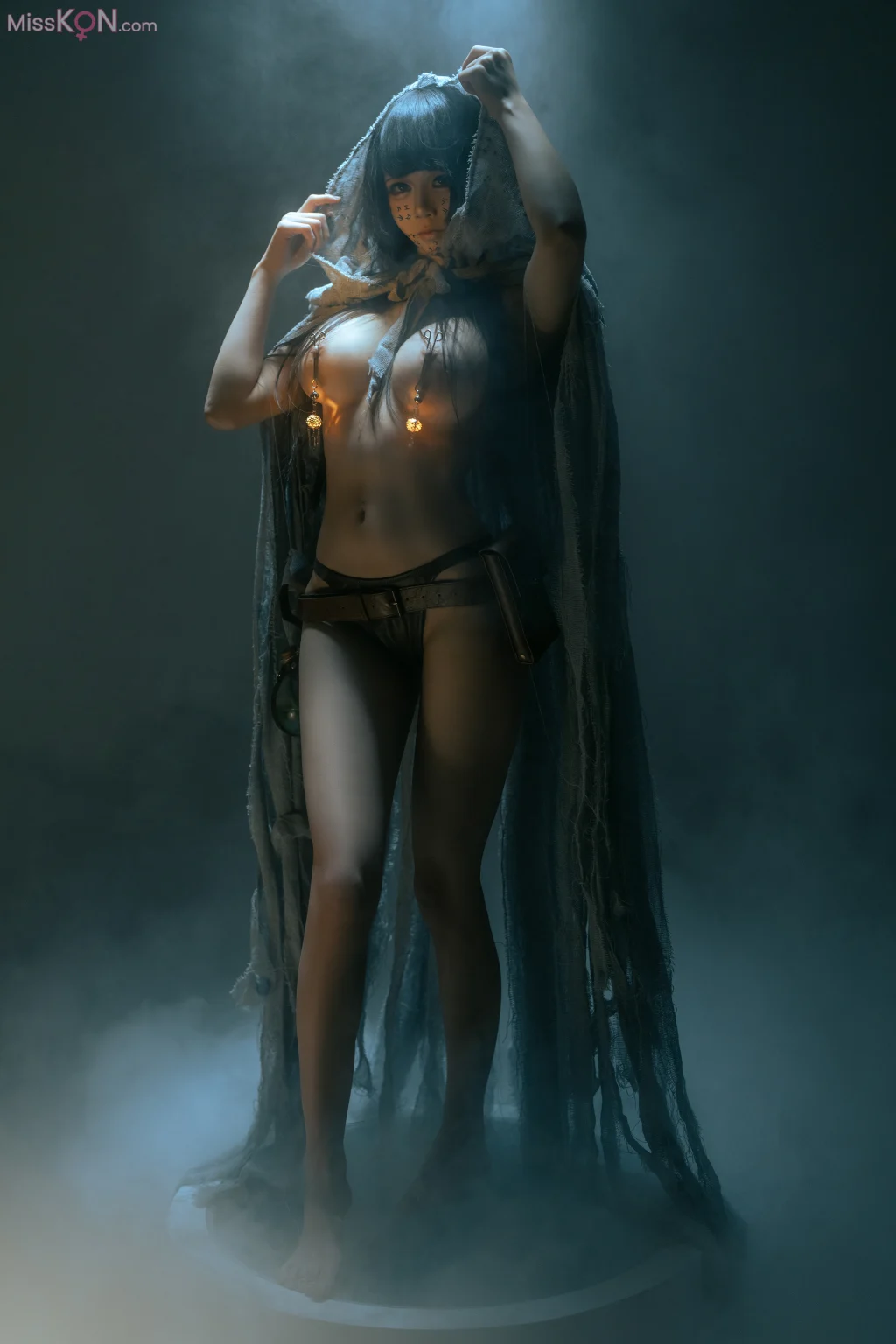 Coser@八木芽子: 女巫 (56 photos)