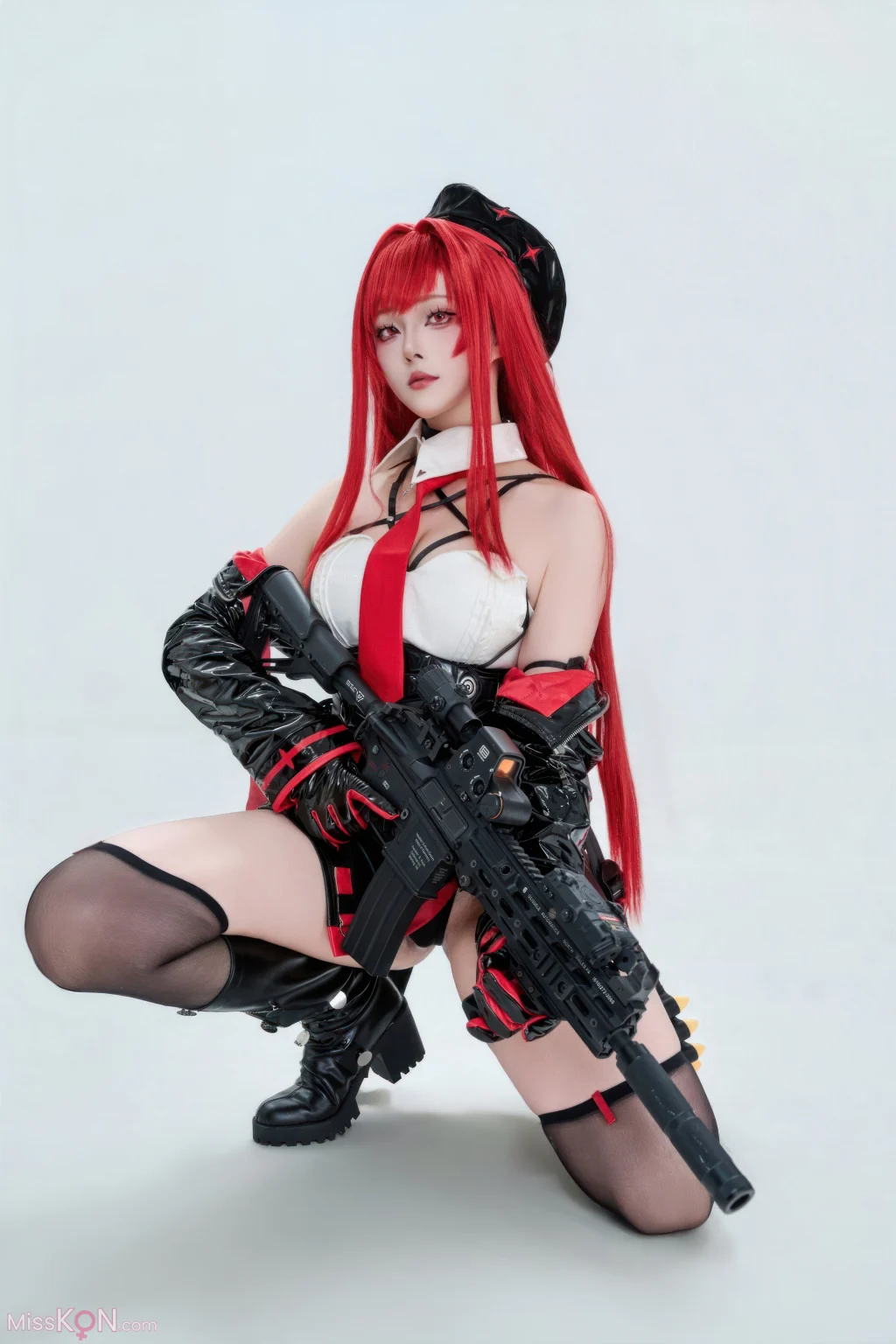 Coser@Natsuko夏夏子: Nikke胜利女神 拉毗·小红帽 (77 photos)