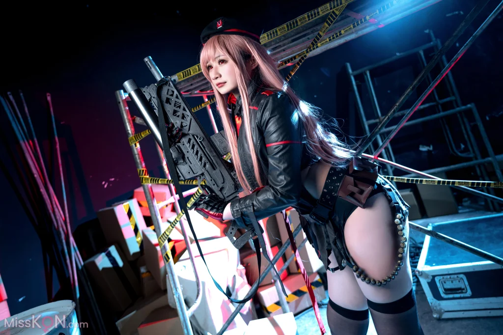 Coser@Zaya秋: Nikke胜利女神 拉毗 贝雷帽 (25 photos)