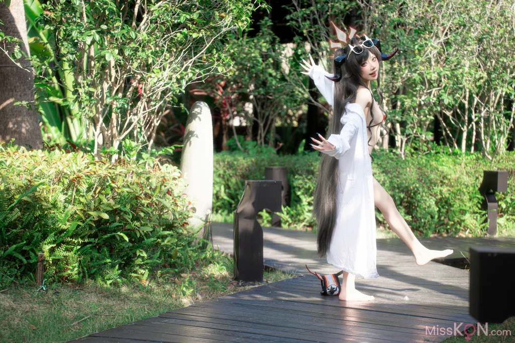 Coser@纸悦Etsu_ko: 蔚蓝档案 鬼怒川霞水着 (44 photos)