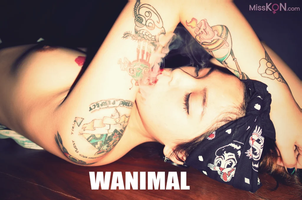 [WANIMAL王动] VIP套图 官方出品 No.01 (160 photos)