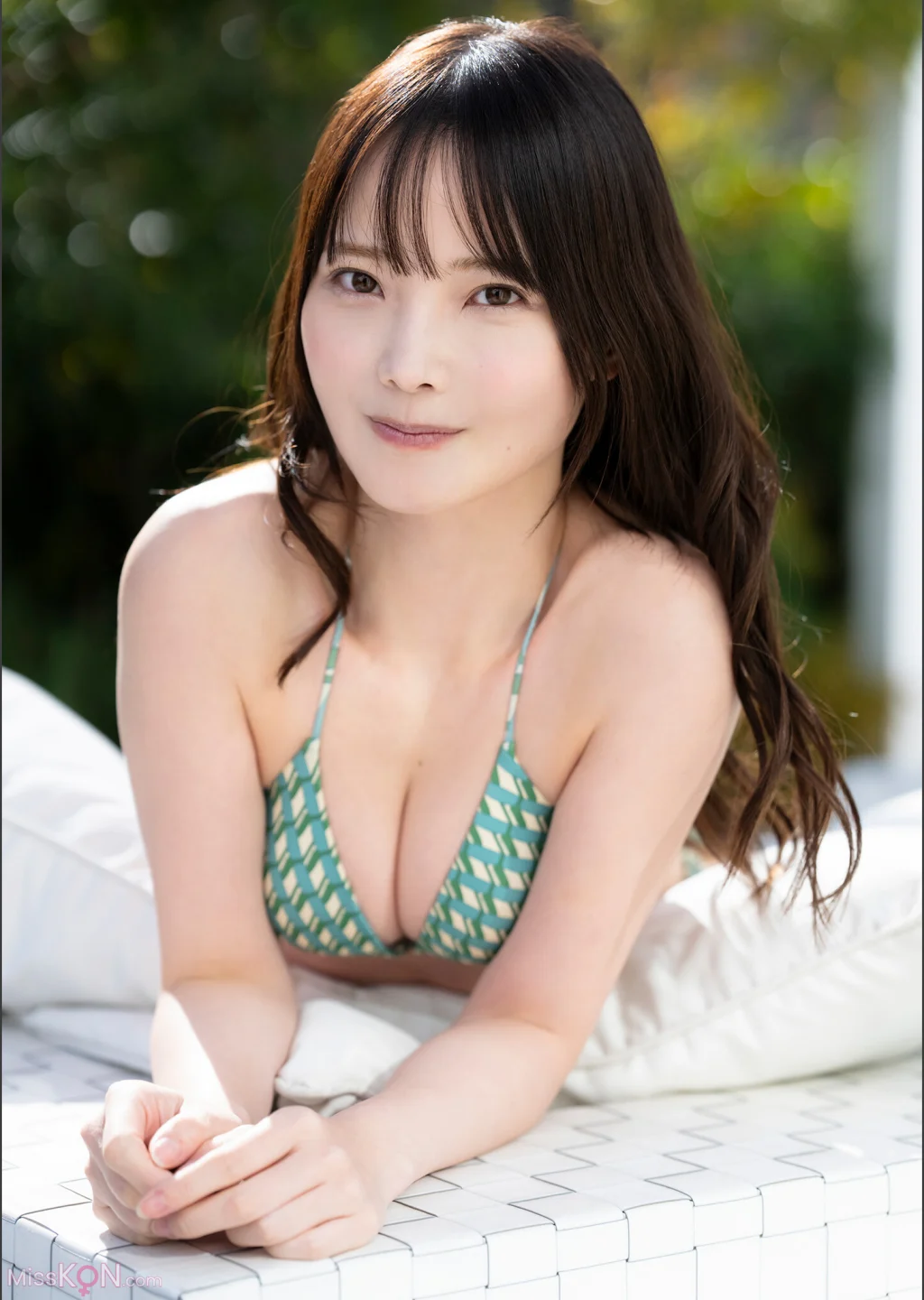 [JP] Himeka Araya (新谷姫加): ひめスマイル スピサン グラビアフォトブック (38 photos)
