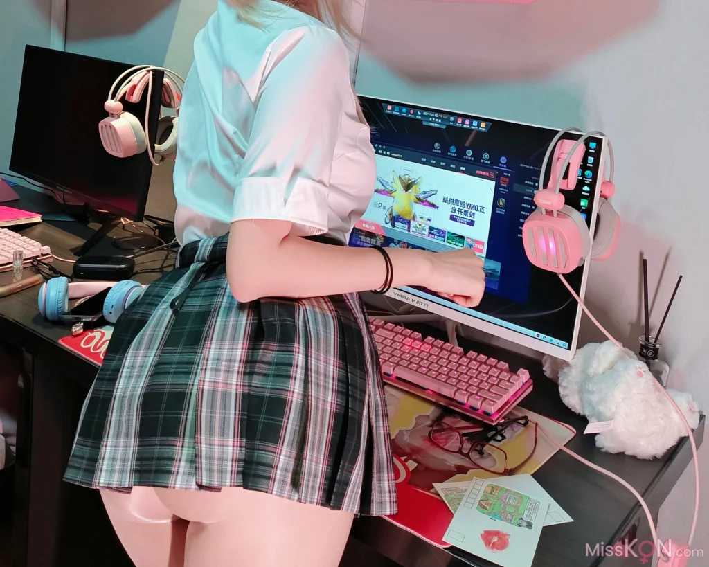 Coser@麻薯好吃: 电竞女友 (85 photos) – Page 3